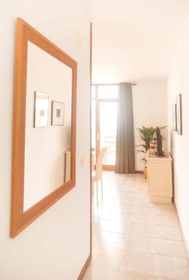 Apartamentos Thaisay Tias Bagian luar foto