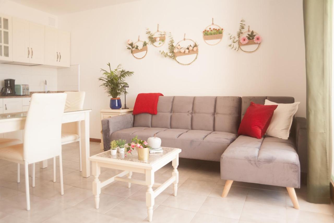 Apartamentos Thaisay Tias Bagian luar foto