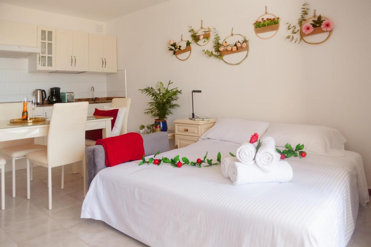 Apartamentos Thaisay Tias Bagian luar foto