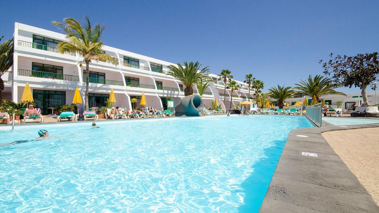 Apartamentos Thaisay Tias Bagian luar foto