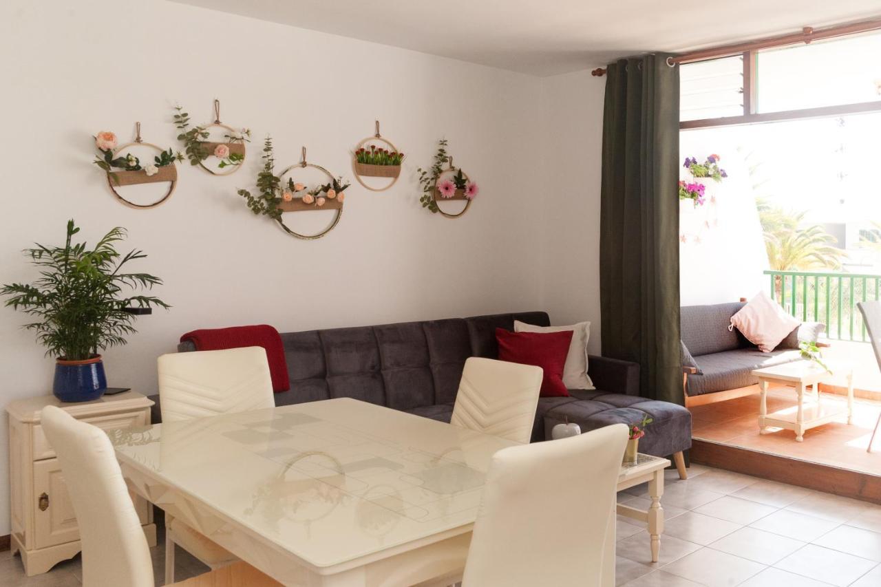 Apartamentos Thaisay Tias Bagian luar foto